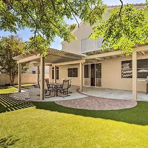 A Beautiful House With Hot Tub, Grill & Games! , Las Vegas United States