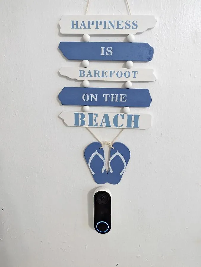 Oceanfront Studio: Boardwalk Retreat with Pool Apartment Virginia Beach United States